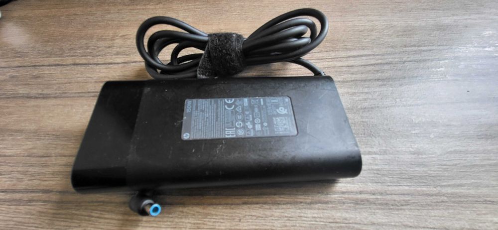 HP 150W Incarcator 19.5V-7.7A mufa albastra cu pin fuctional