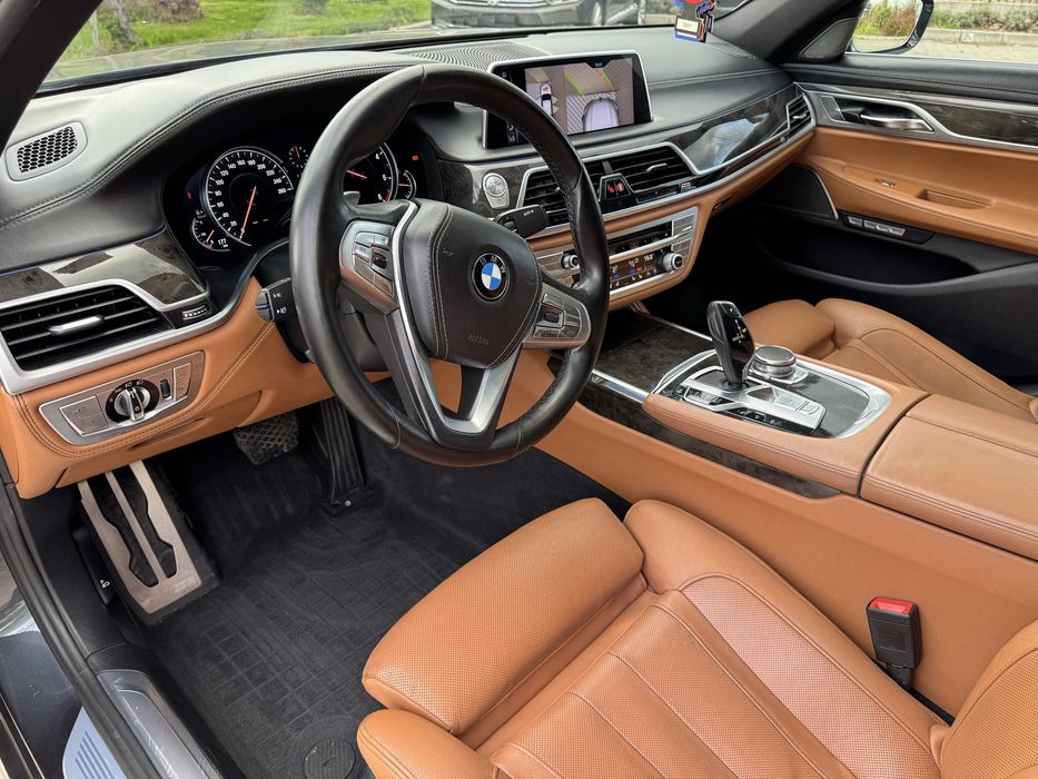 BMW 740 XD 2017 Pachet M/Laser/Tableta/Trapa/Cheie Smart