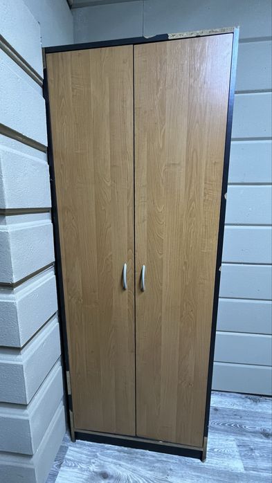 Мебель для офиса б/у хорошем состоянии.