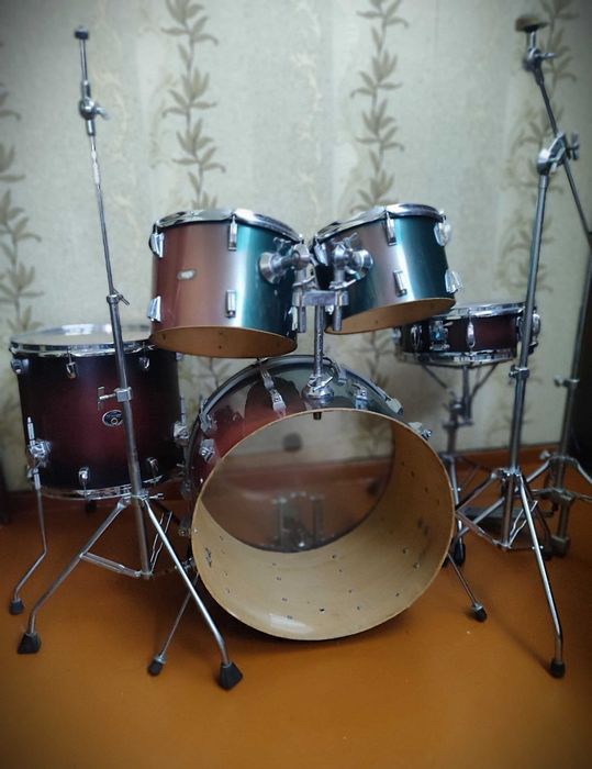 Барабанная установка -Amati + Tama Silverstar!