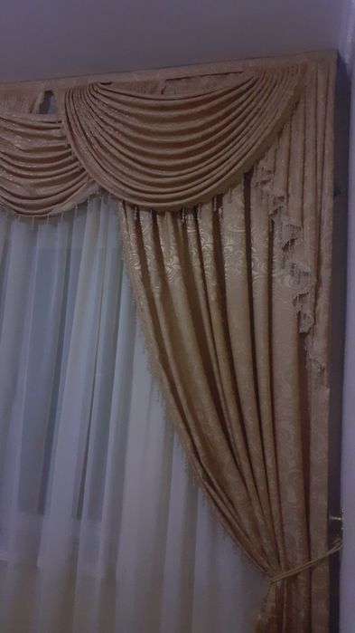 Продаётся занавески в отличном состоянии.