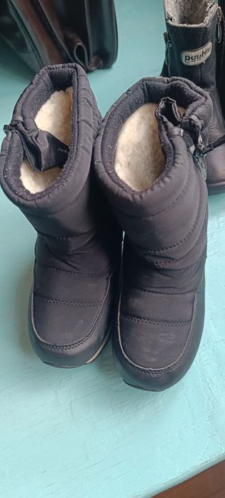 Продам детские зимнии обуви.
