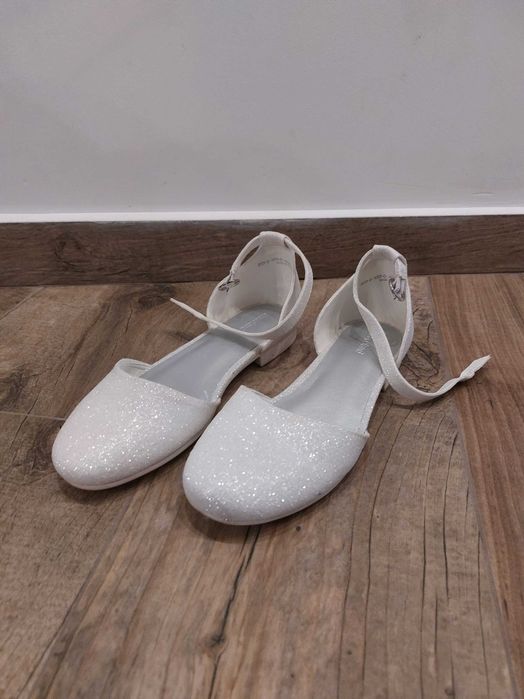 Детски обувки за момиче