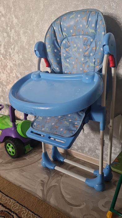 Продам стульчик для кормления