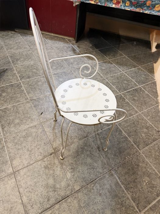 Метални столове 4бр