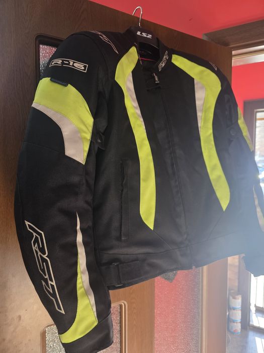 Текстилно мото яке RST R 16
Размер 50 (S)