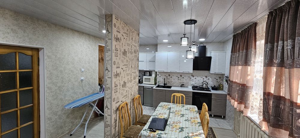 1 этаж 4 х ком.  85 м2