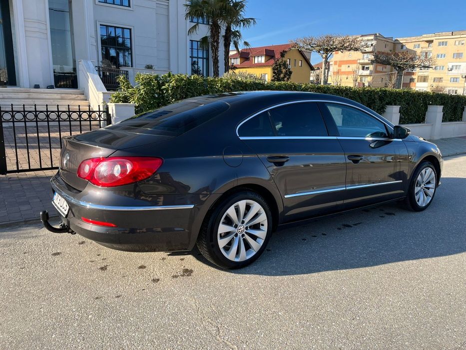 De Vând Passat CC