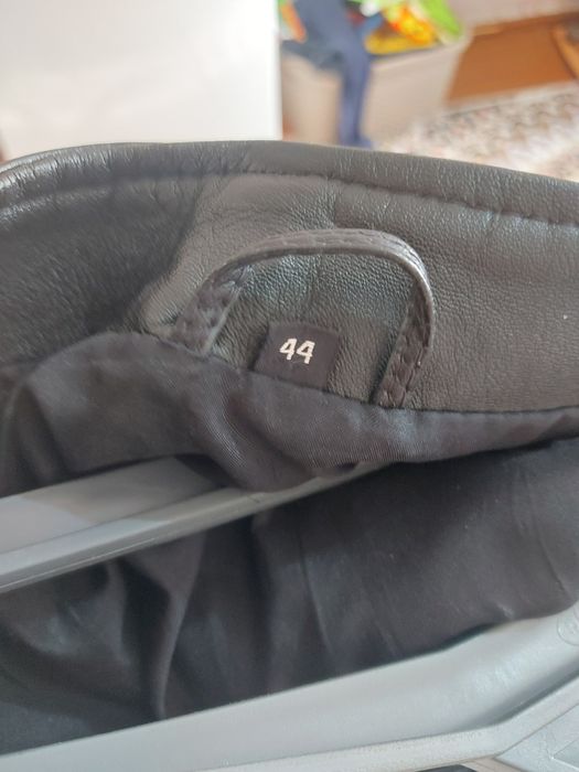 Женская кожаная куртка