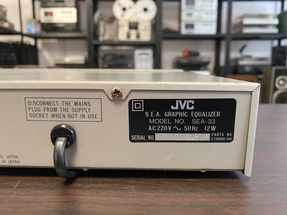 Графичен еквалайзер JVC