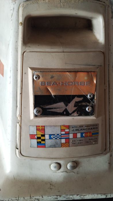 Vând  generator, și schimb motor barca