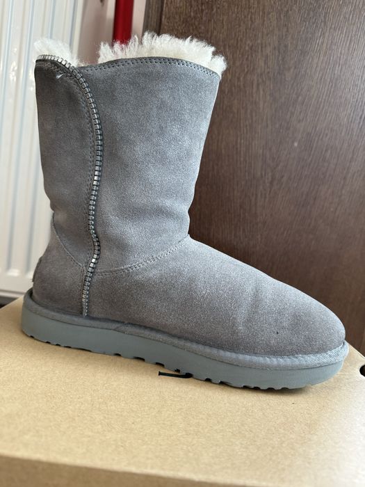 UGG Marice cu sclipici