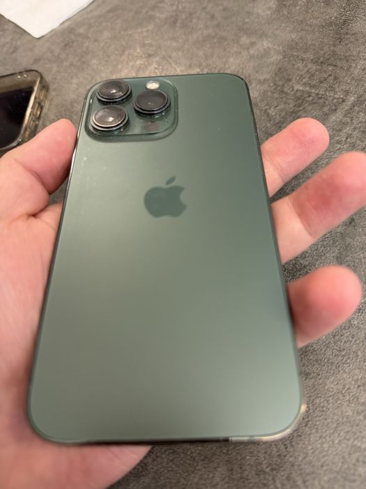 Продам Iphone 13 Pro 256 гб