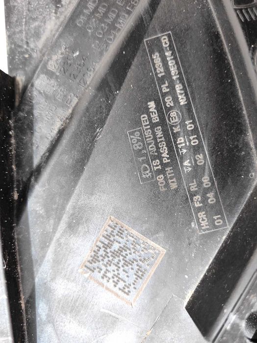 Оригинален фар Ляв Десен  Форд Фокус 4  Ford Focus MK4  Full Led