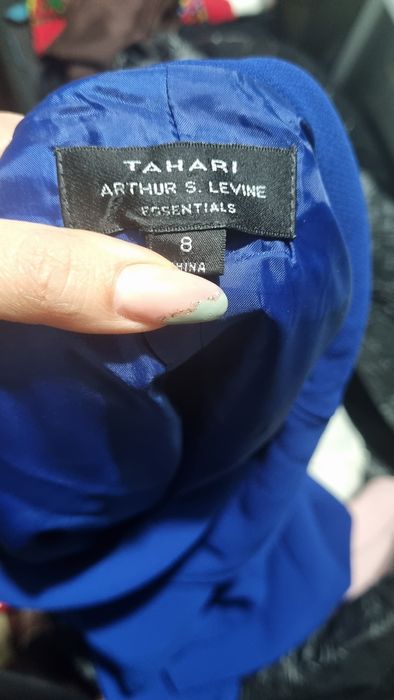 Продаётся фирменное платье из Америки