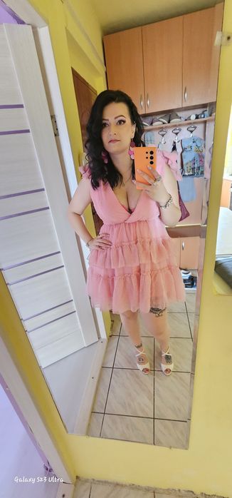 Rochie roz marimea M