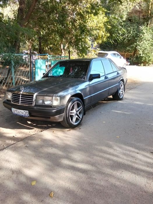 Продам мерседес w201 190