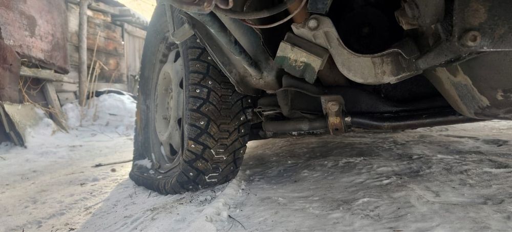 Продам Ауди 80 в аварином состояний