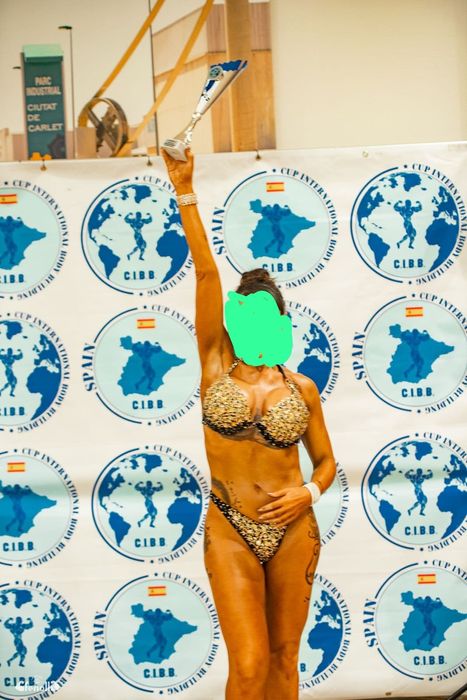 Costum  scena wellnes