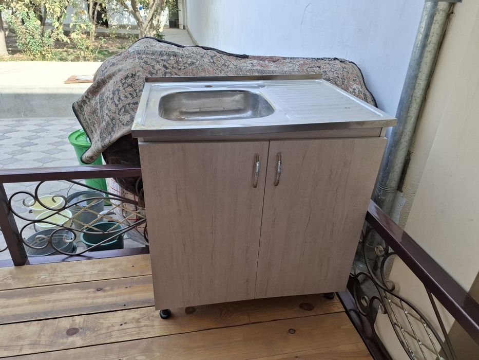 Skameyka Sotiladi posuda moyshik sotiladi