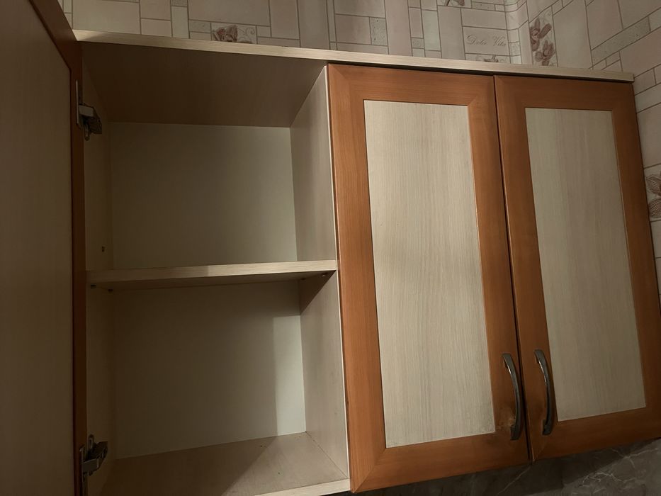 Продается кухонный гарнитур