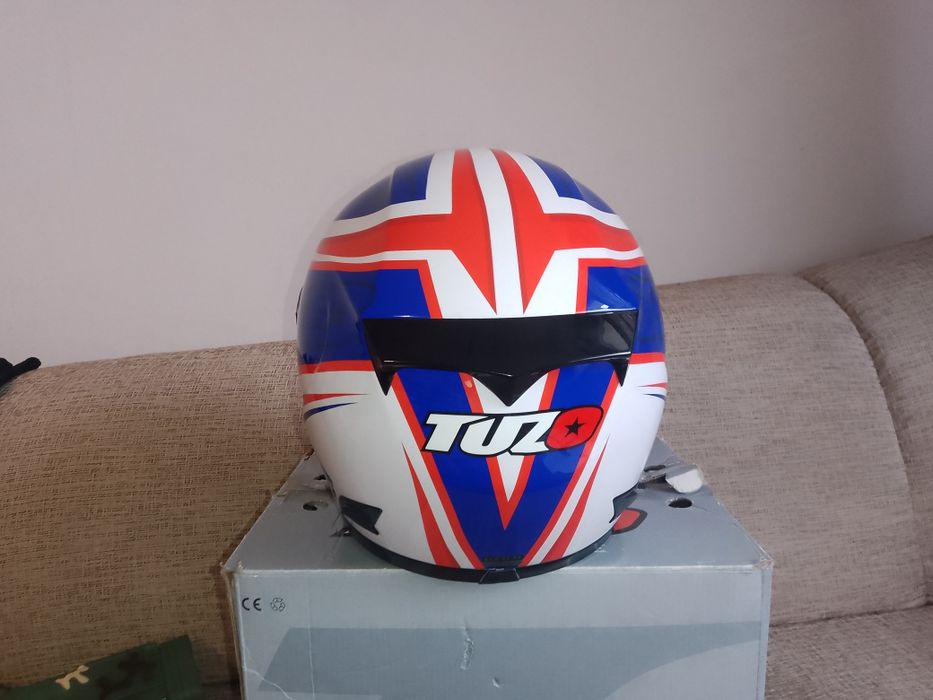 Каска за мотор нова