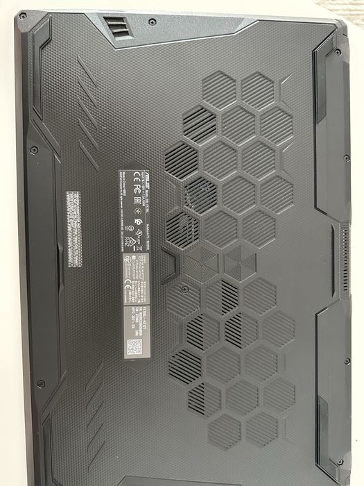ASUS TUF Gaming F17 – i7 / 16GB / SSD / GTX 1650 Ti / Full HD 144Hz