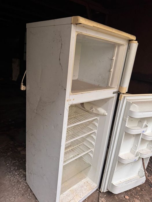 Холодильник сатылады