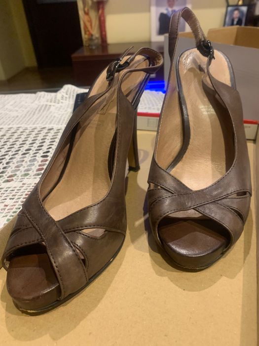 Дамски обувки  от естествена кожа - кафяви