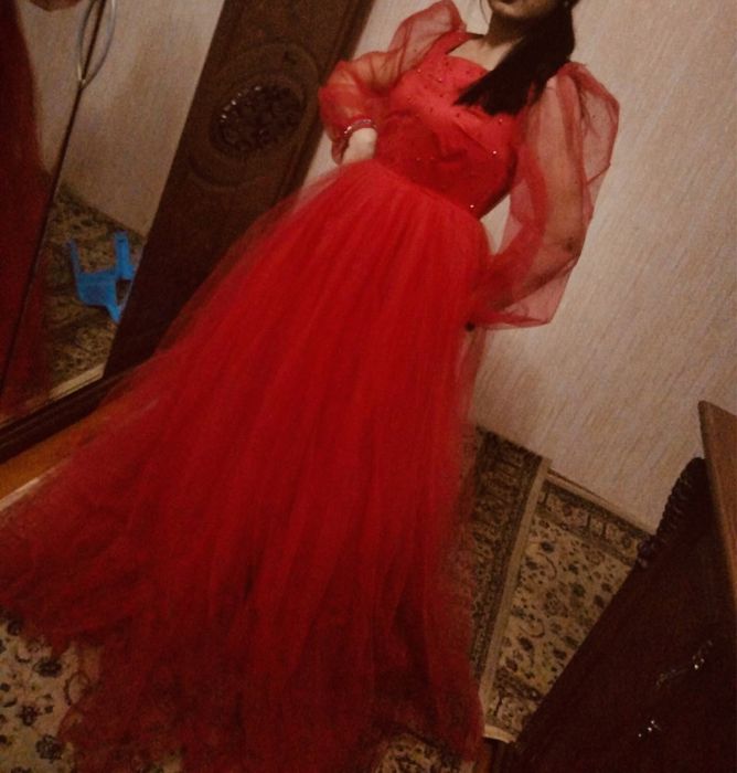 Ayollar uchun vecherni koylak