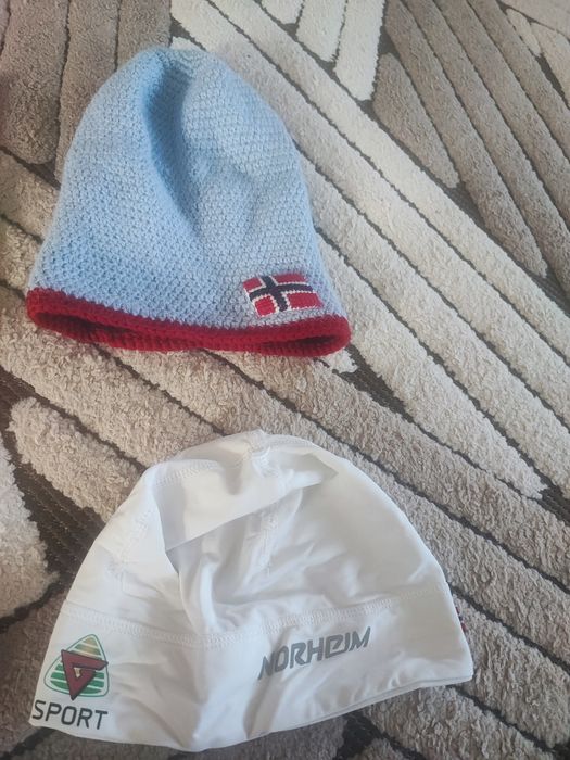 Caciuli, bandane și buffuri 3+1 gratis