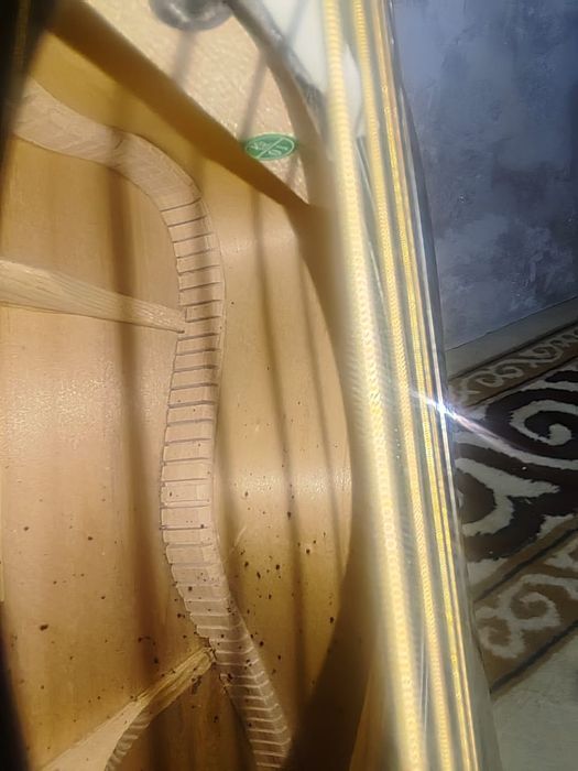 Продаю гитару Adagio