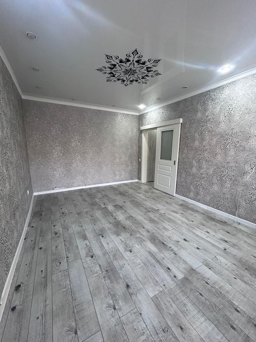 Продам Трехкомнатную квартиру