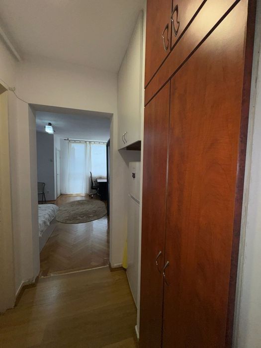 Dau în închiriere garsoniera