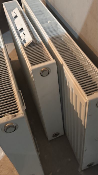 Батарей новые. Срочно продается