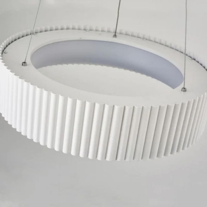 Хайтек люстра 2026 дизайн