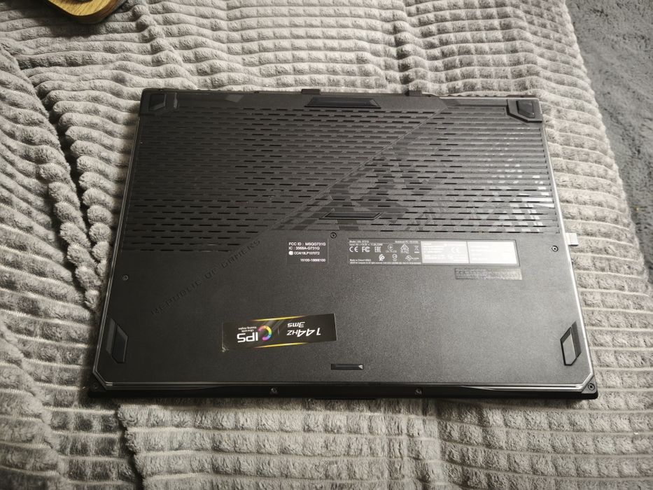 Laptop asus rog strix G731G