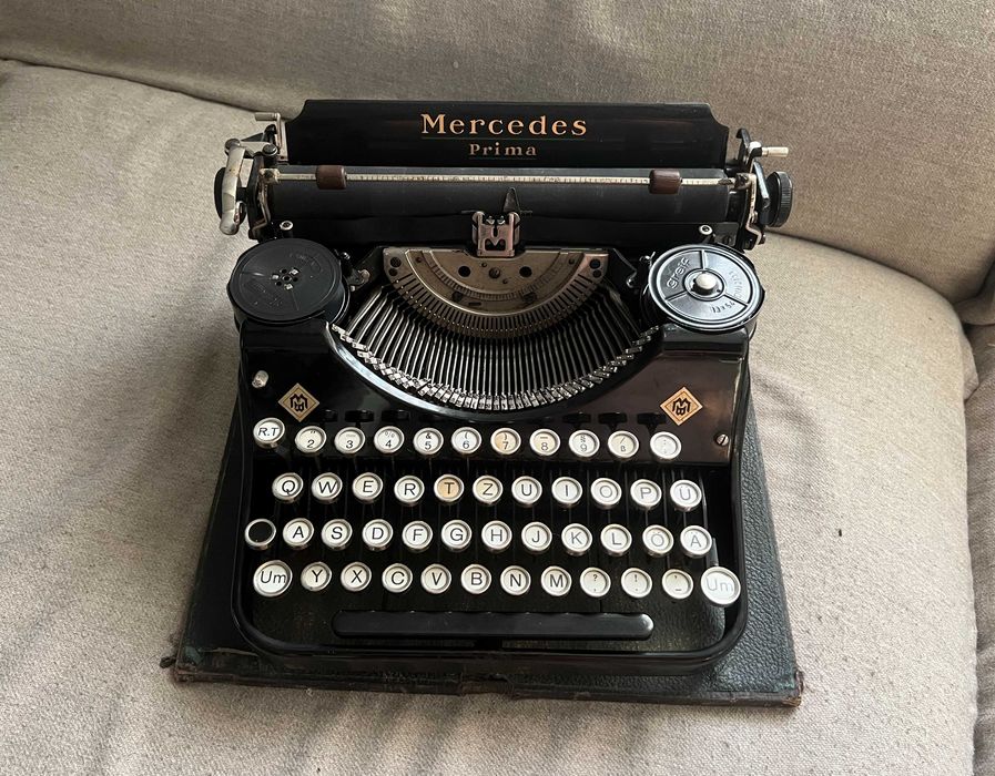 Mașină de scris Mercedes Prima anii 1930 Germania cu husă