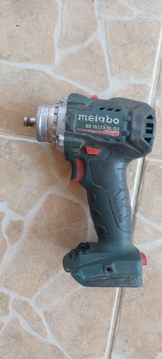 Masina de ansurubat Metabo bs 18 Brushless