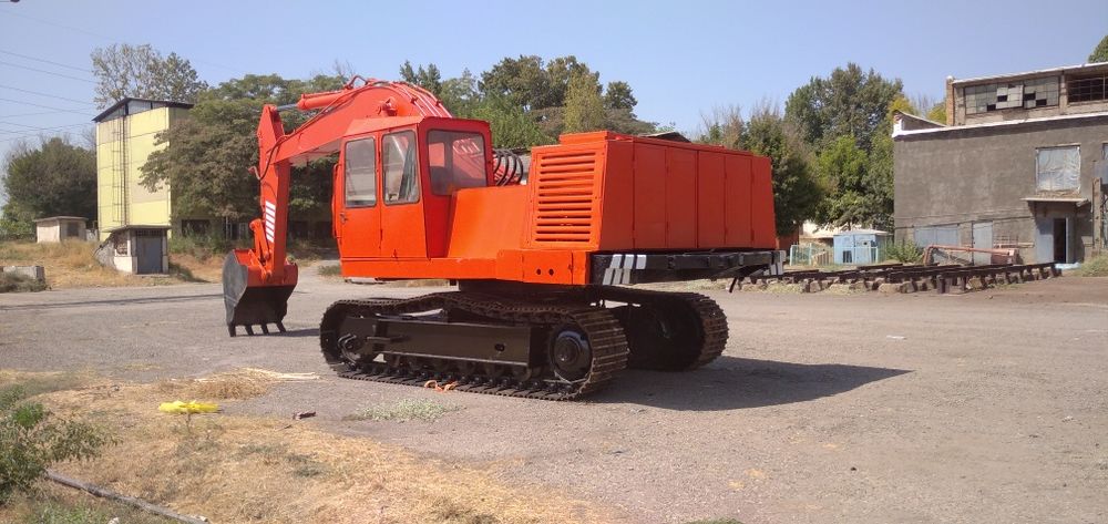 Экскаватор МТП 71 Б   почти новый