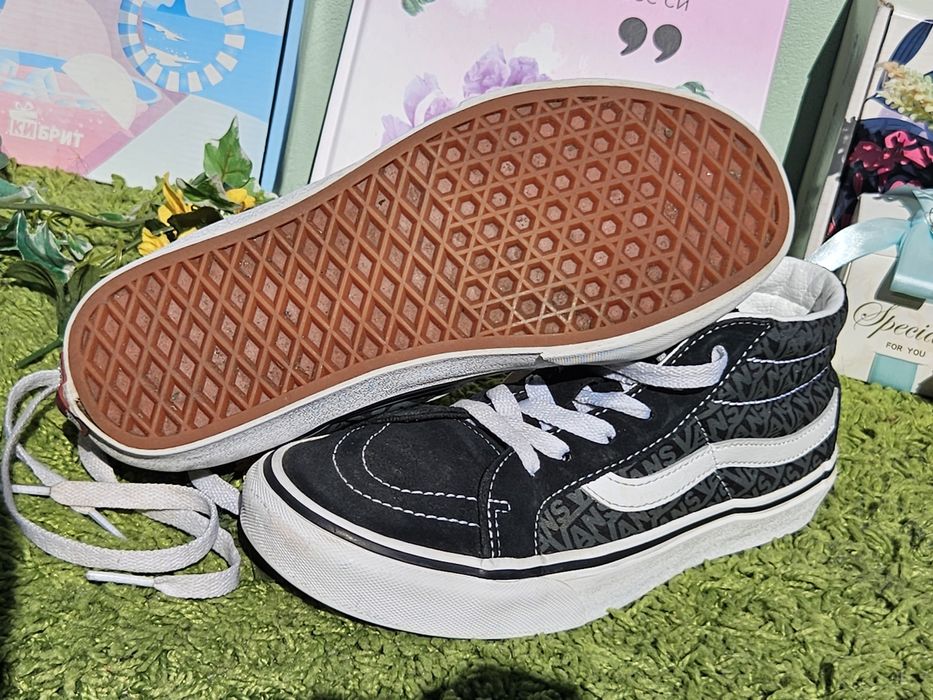 Vans високи кецове в черно N37