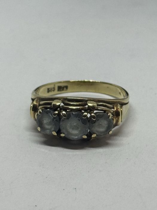 красив златен дамски пръстен 4.13гр 14к 585