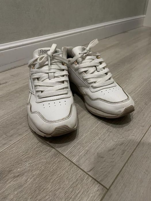 Кроссовки Reebok оригинал 36 размер