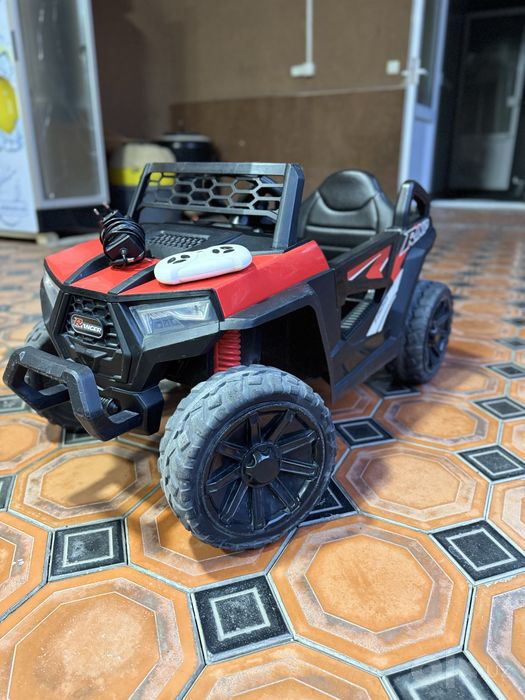 Offroad moshina sotiladi