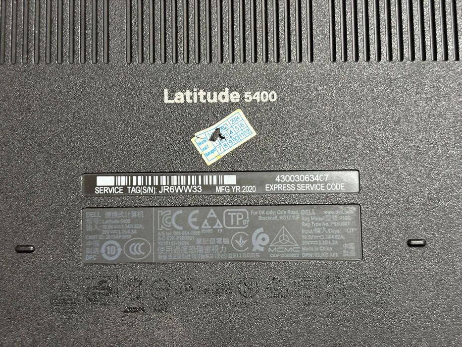 Laptop Dell Latitude 5400 cu 16GB RAM si 500GB SSD (Windows 11 Pro)