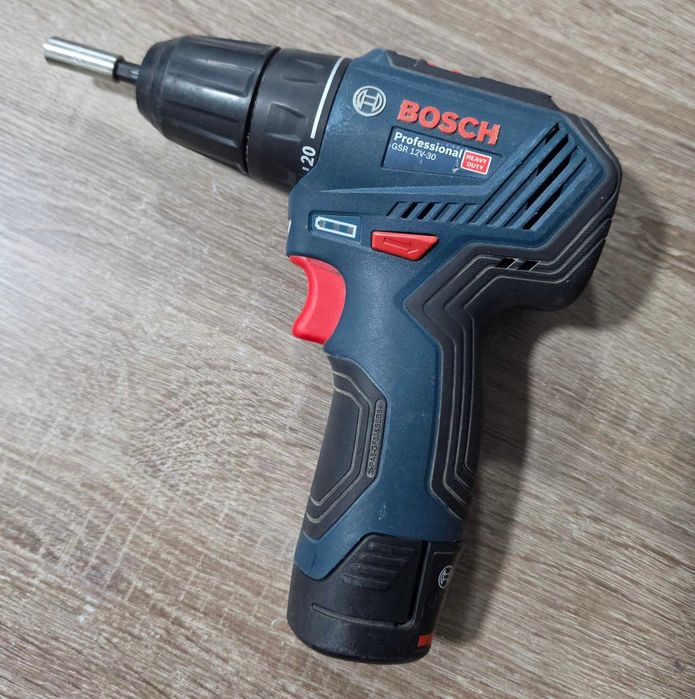 Акумулаторен винтоверт BOSCH GSR 12V-30