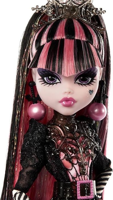 Дракулаура Monster High