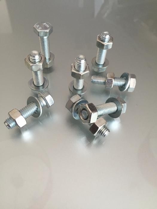 Surub cap hexagonal cu saiba si piulita M8x30