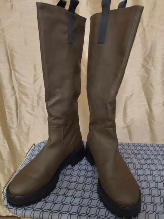 Дамски ботуши 35 номер Pull & Bear
