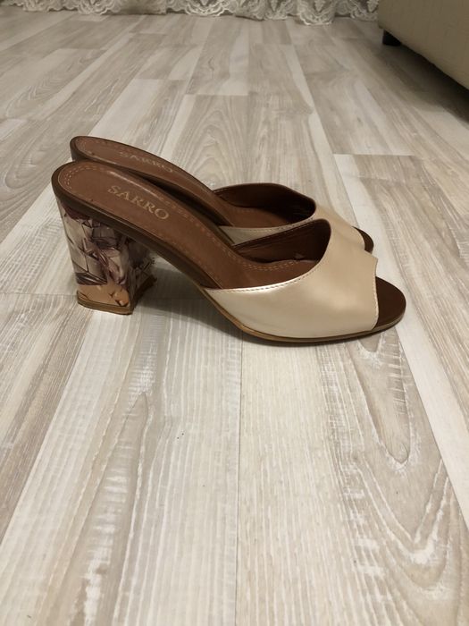 Женские сабо